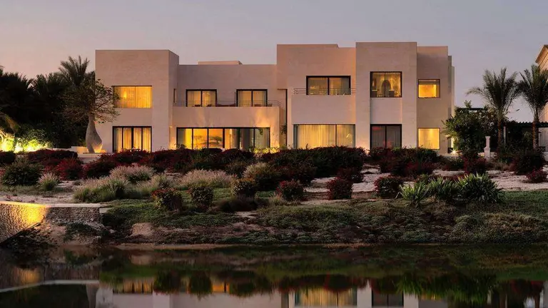 Una casa de Emirates Hills de Dub&aacute;i. (Fuente externa)