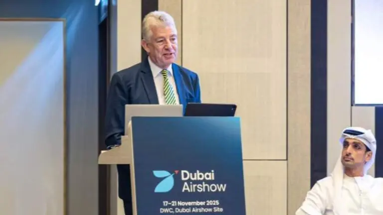 Paul Griffiths durante su intervenci&oacute;n en Dubai Airshow 2025. (X)