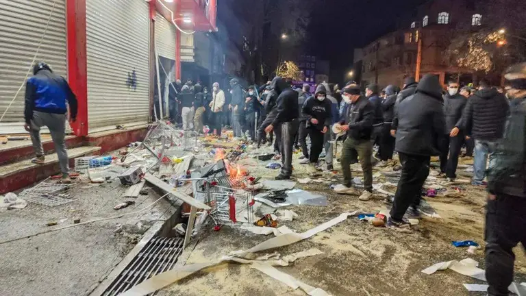 Protestas en Ir&aacute;n. (CNN)