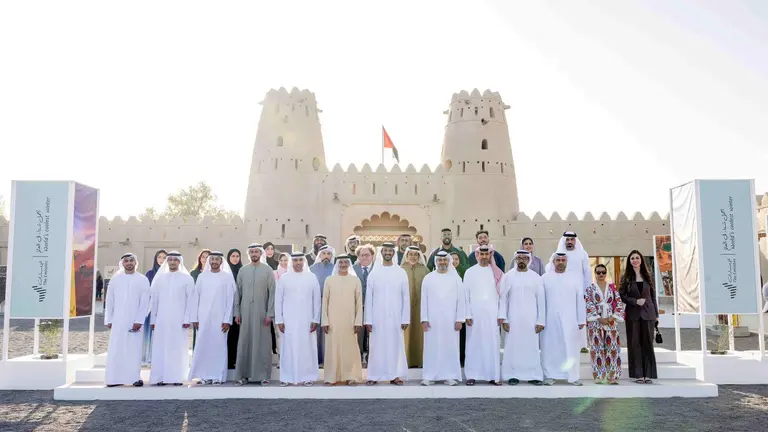 Un momento de la presentaci&oacute;n de datos por la campa&ntilde;a  de turismo de EAU. (WAM)