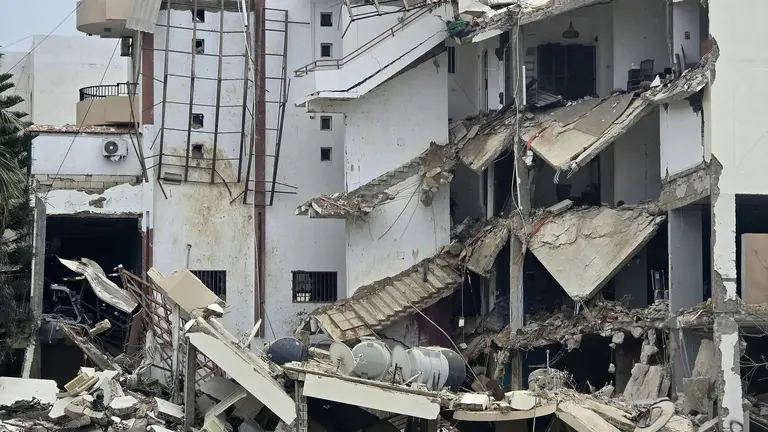 Edificio alcanzado por los bombardeos en el L&iacute;bano. (WAM)