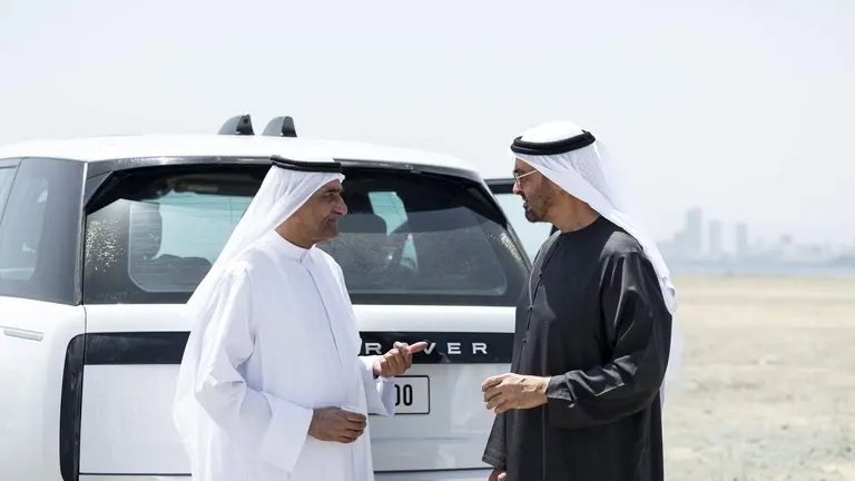 El presidente de EAU y el gobernante de Fujairah. (WAM)