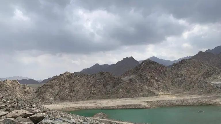 Una presa en Emiratos &Aacute;rabes. (EL CORREO)