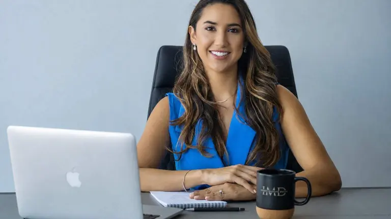 Natalia G&oacute;mez, directora de IMD Consultants, en las oficinas de la compa&ntilde;&iacute;a.