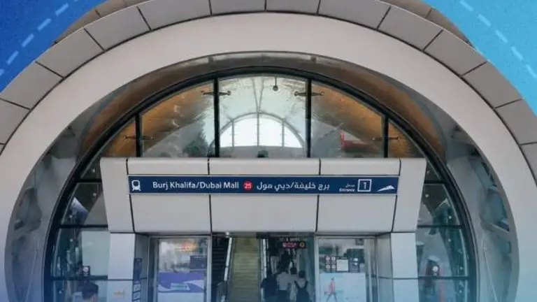 Una de las entradas del Metro Burj Khalifa. (RTA)