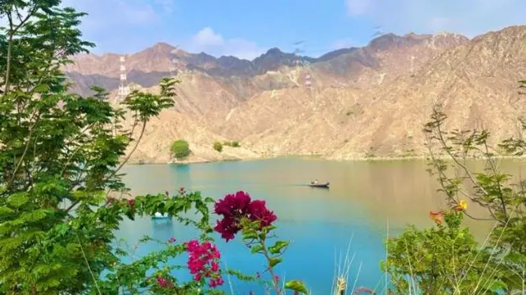 Presa de Al Rafisah en Khorfakkan. (X)