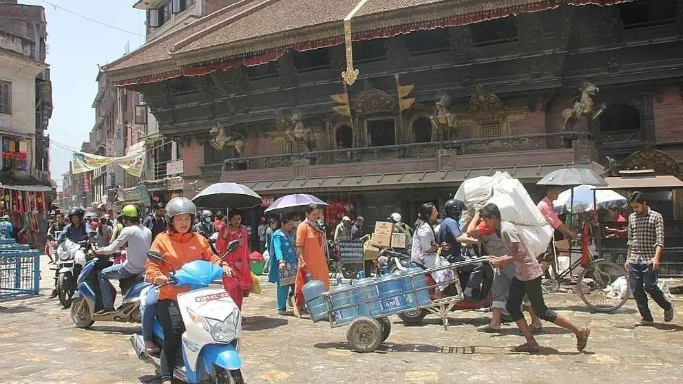 Bullicio en el centro de Katmand&uacute;. (R. P&eacute;rez)