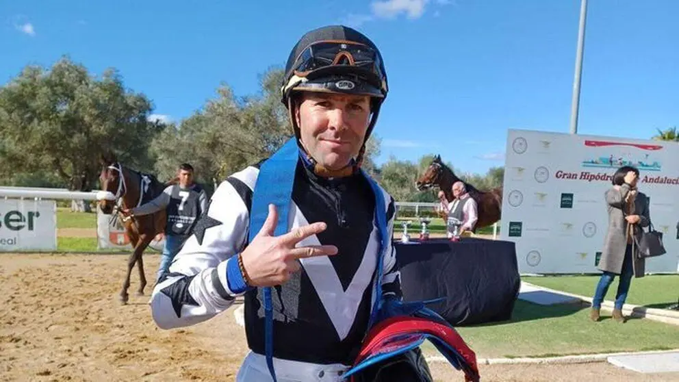 El undecacampe&oacute;n y actual l&iacute;der de jockeys en Espa&ntilde;a, el checo V&aacute;clav Jan&aacute;cek. (Fuente externa)
