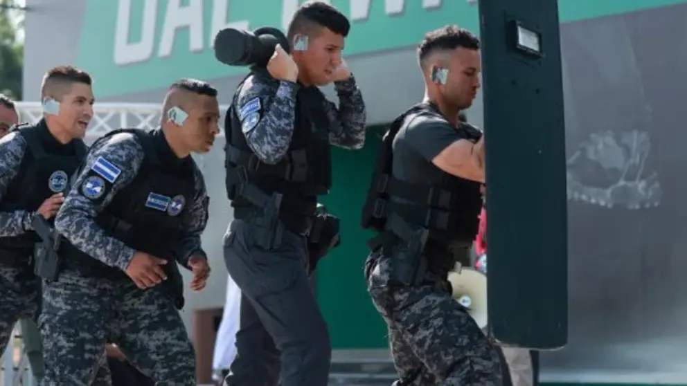 Integrantes del equipo de El Salvador. (X)
