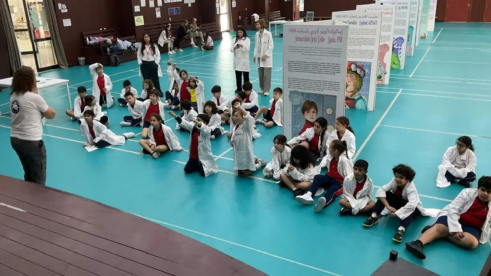 Celebraci&oacute;n del D&iacute;a Internacional de la Mujer y la Ni&ntilde;a en la Ciencia de los alumnos del Colegio Espa&ntilde;ol de Abu Dhabi. (Cedida)