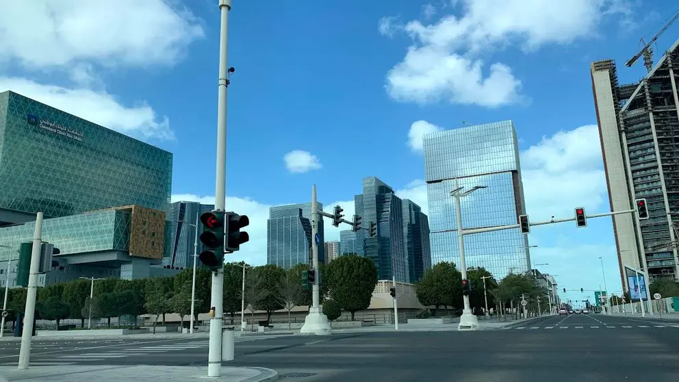 Un paso de cebra en Abu Dhabi. (EL CORREO)