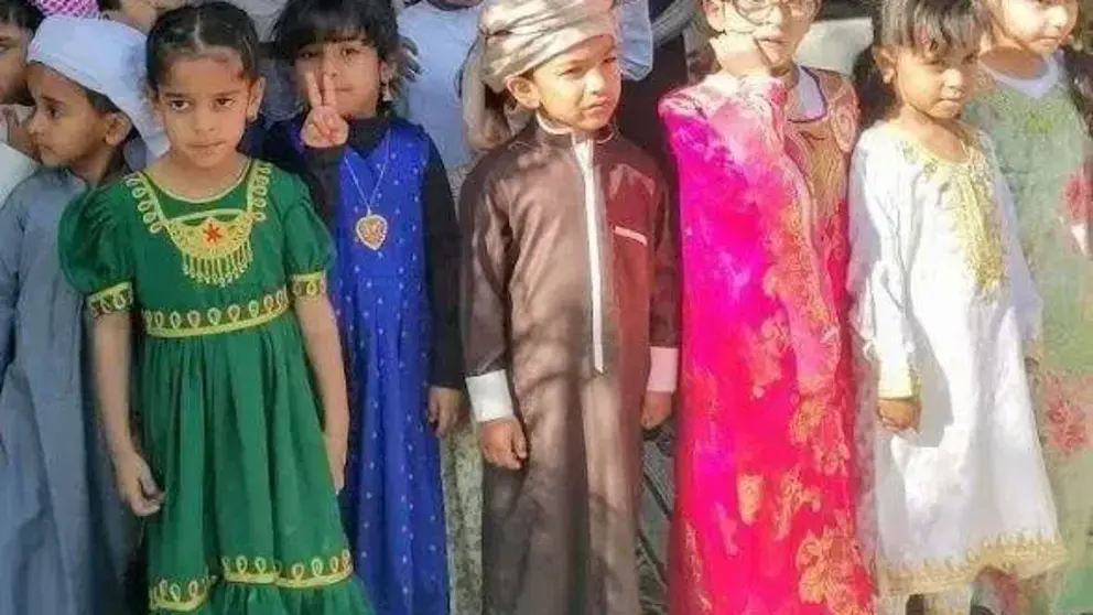 ninos_guarderia_emeiratos