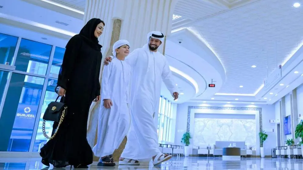 Una familia de Emiratos. (WAM)