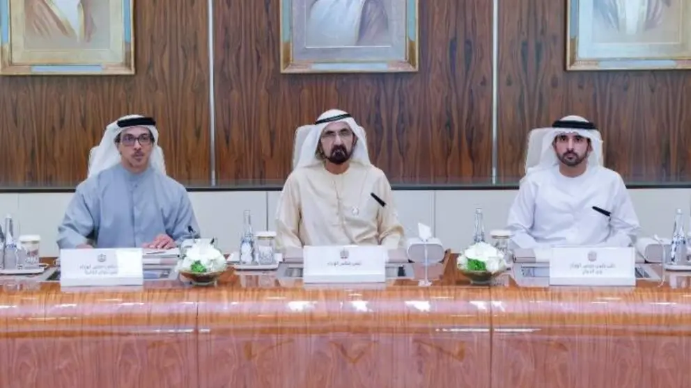 El jeque Mohammed preside la reuni&oacute;n del Gabinete de EAU en Qasr Al Watan, en Abu Dabi, el lunes.