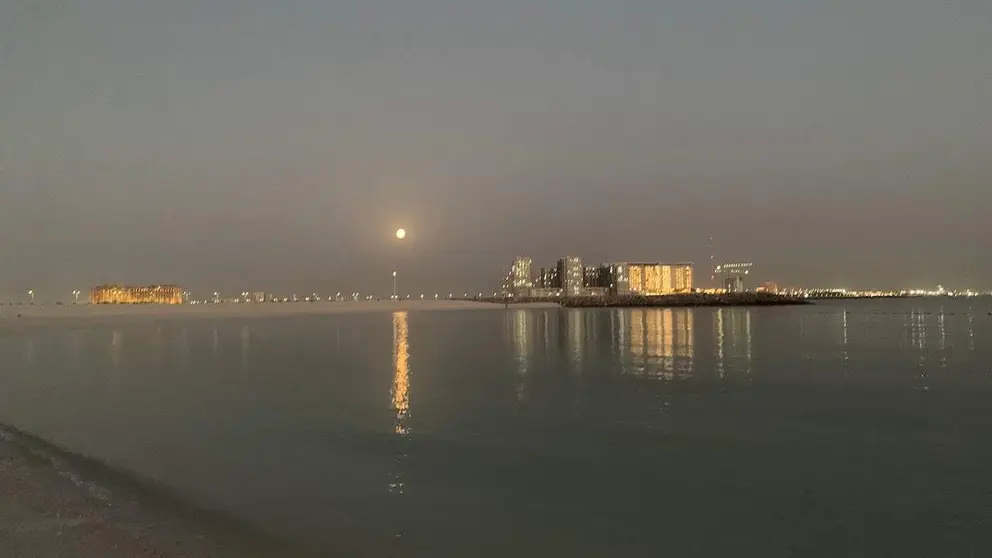 Anochecer en Al Marjan Island en Ras Al Khaimah. (EL CORREO)