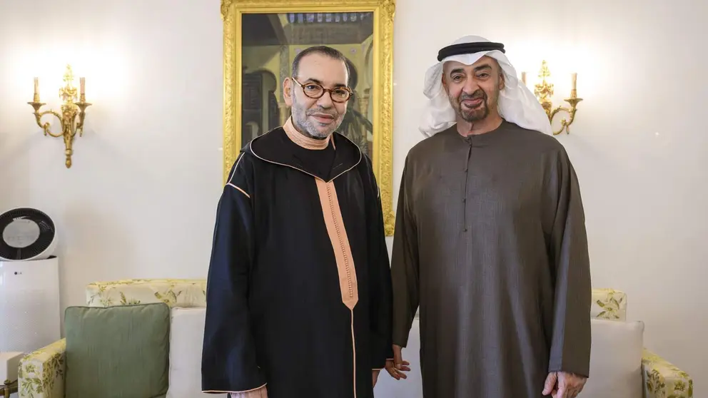 El presidente de EAU y el rey Marruecos. (WAM)