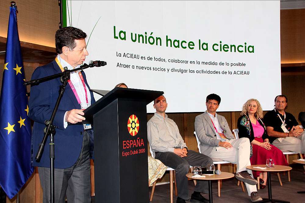 Asamblea científicos en Pabellón España Expo Dubai (4)