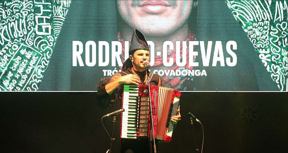 Rodrigo Cuevas en Sharjah (1)