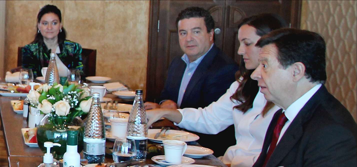 Reunión de la presidenta de CEOE Internacional en Dubai con representantes de destacadas empresas españolas. (EL CORREO)