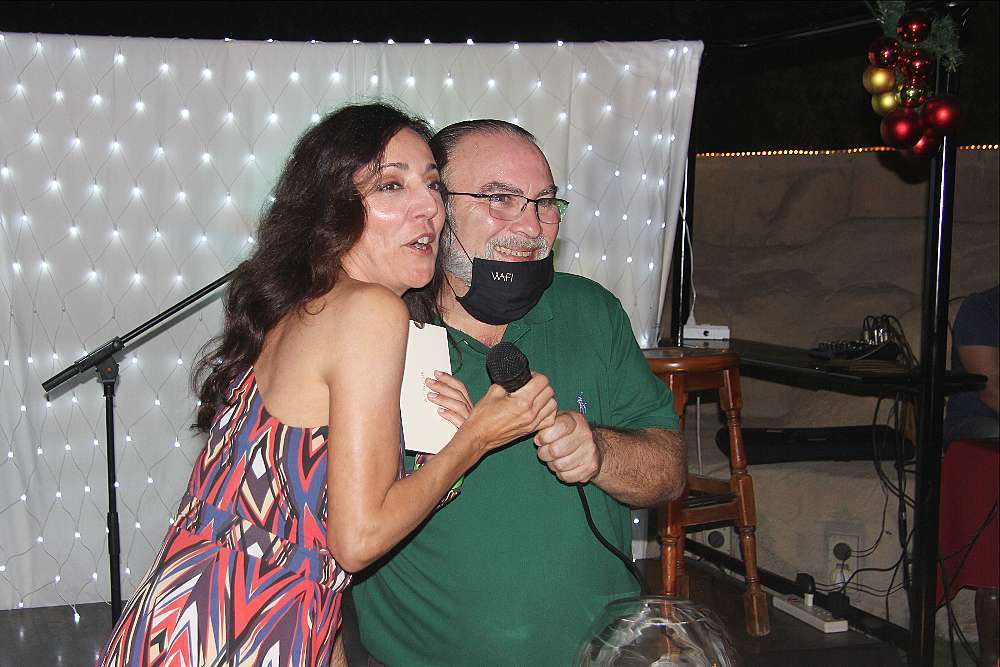 Toñi Arce y Mariano Andrés, felices. (EL CORREO)