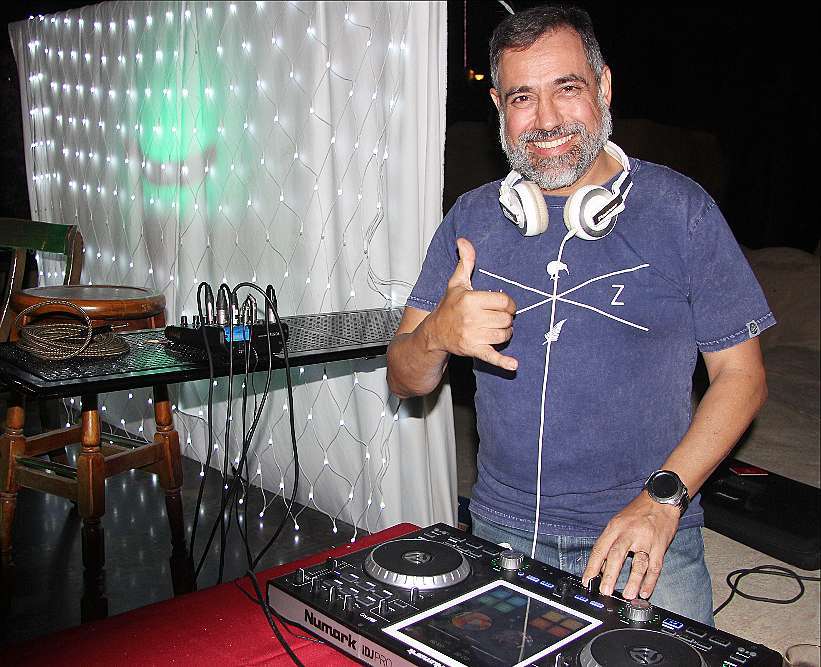 DJ Mario, en acción. (EL CORREO)