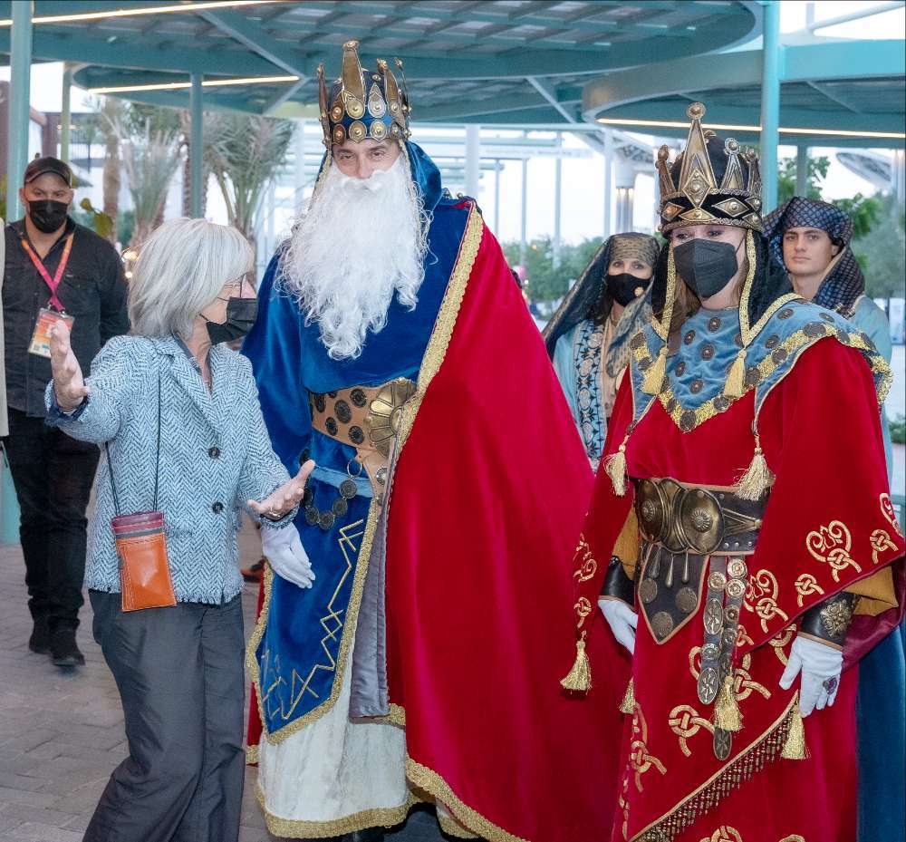 Carmen Bueno recibe a los Reyes Magos en el Pabellón de España. (ExpoSpain2020)