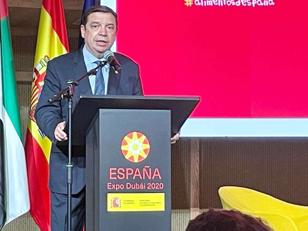 Luis Planas, durante su intervención en el Pabellón de España de Expo 2020 Dubai. (EL CORREO)