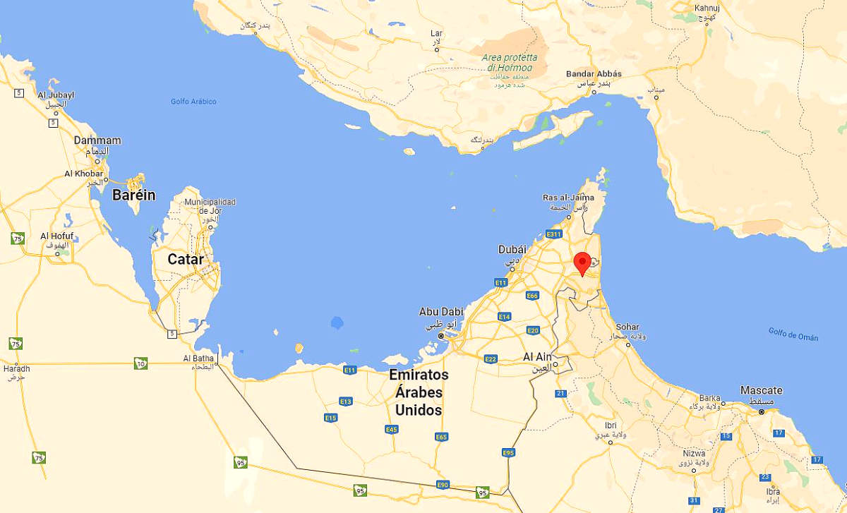 Localización de Jabel Sahaab en el emirato de Ras Al Khaimah de EAU, muy cerca del Golfo de Omán. (Google Maps)