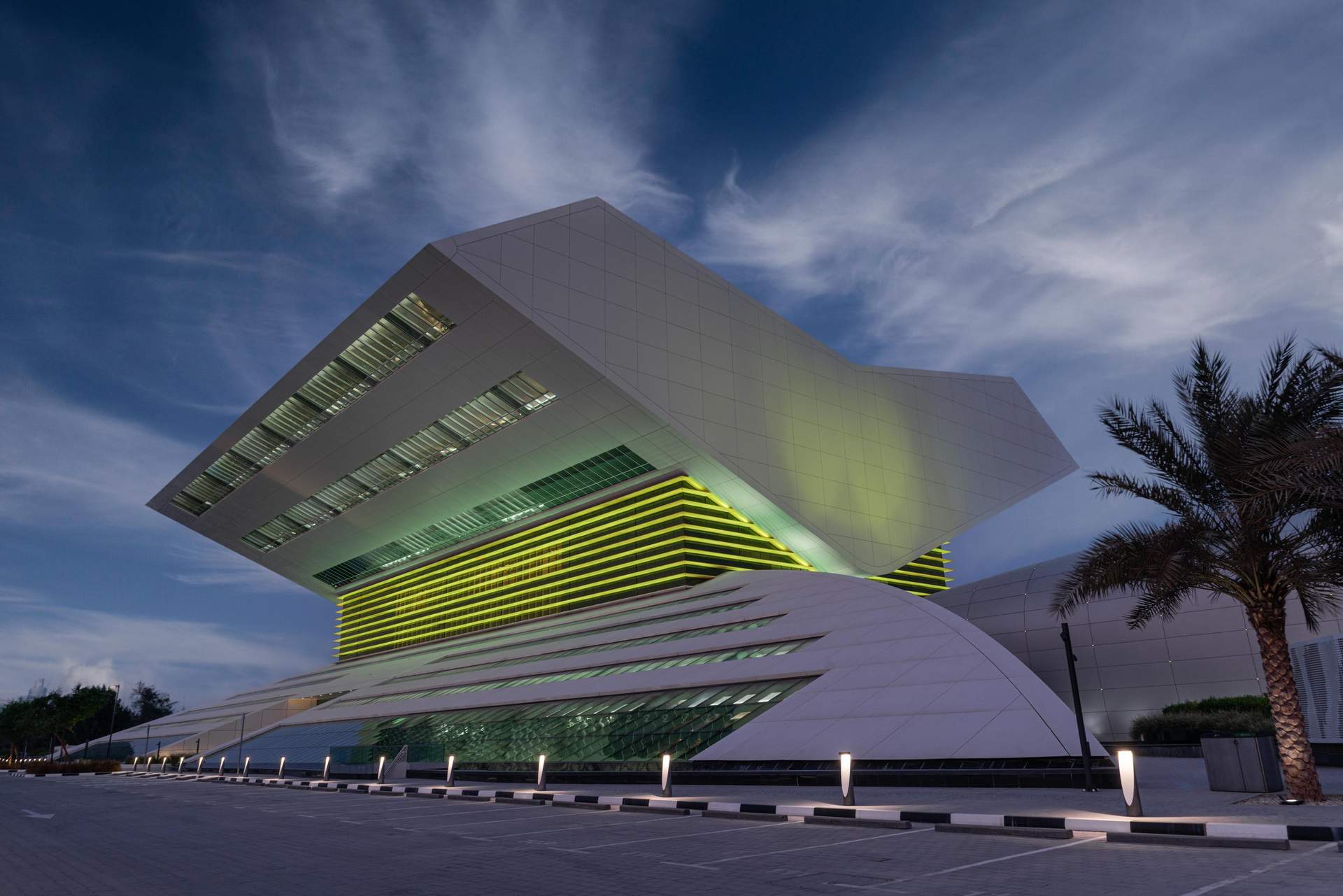 Vista exterior de la biblioteca. (Dubai Media Office)