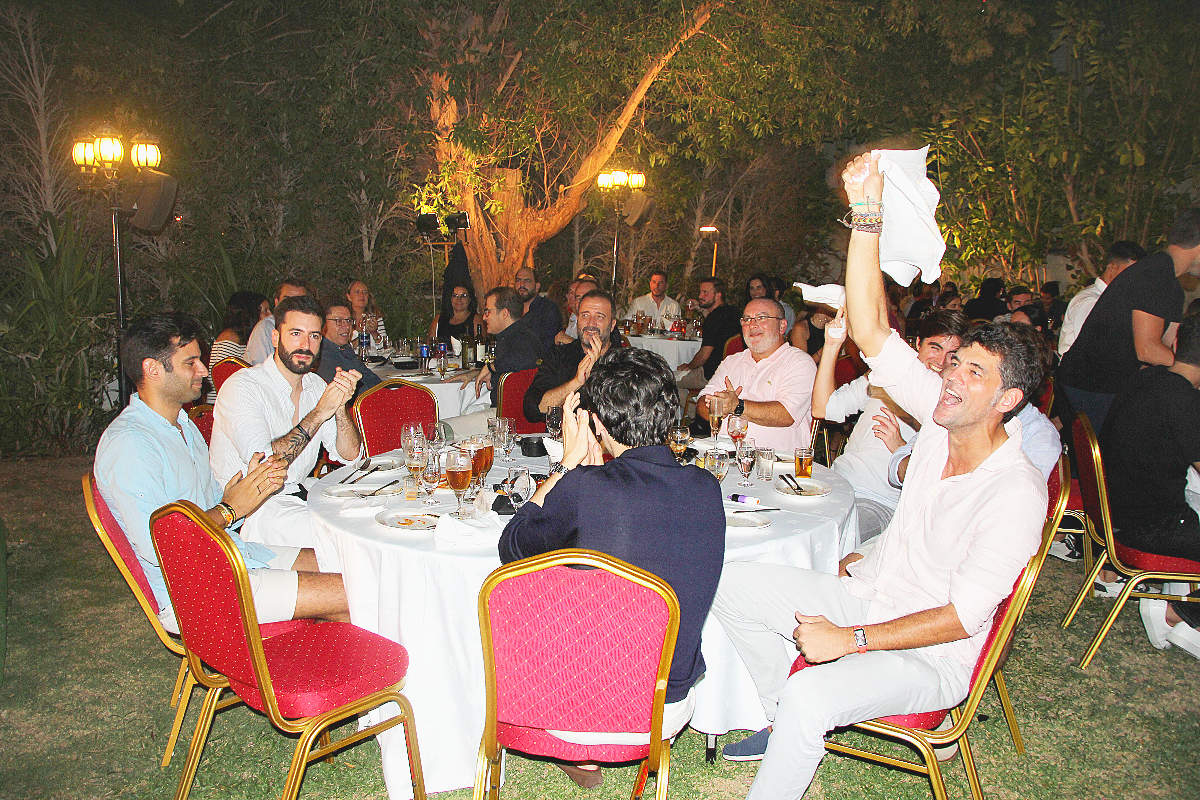 La cena organizada por la Spanish Society Dubai en el Seville's resultó un gran y animado encuentro de españoles. (EL CORREO)