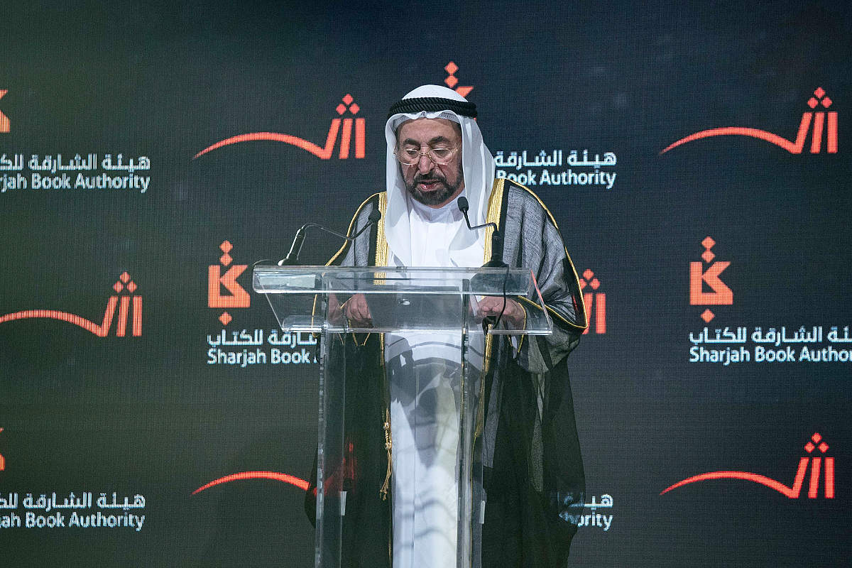 El jeque Sultán bin Muhammad Al Qasimi, durante su intervención. (WAM)