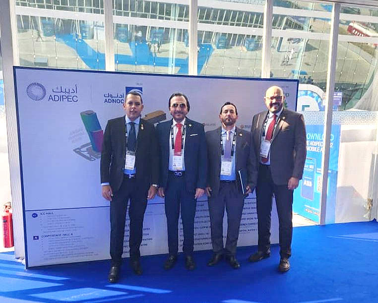 Representantes venezolanos, junto a delegados presentes en ADIPEC 2022. (EL CORREO)