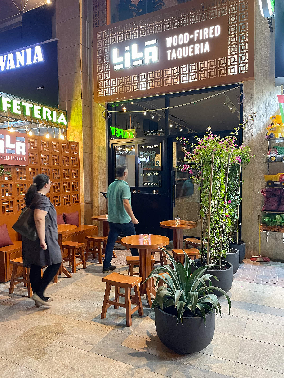 Lila Wood-Fired Taquería se encuentra en un punto estratégico de Jumeriah Beach Road, junto a las playas más famosas de Dubai. (EL CORREO)