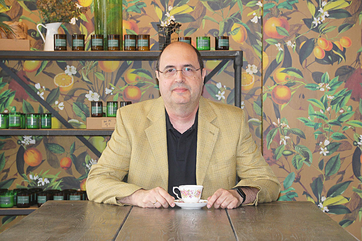 Antonio Gámez.