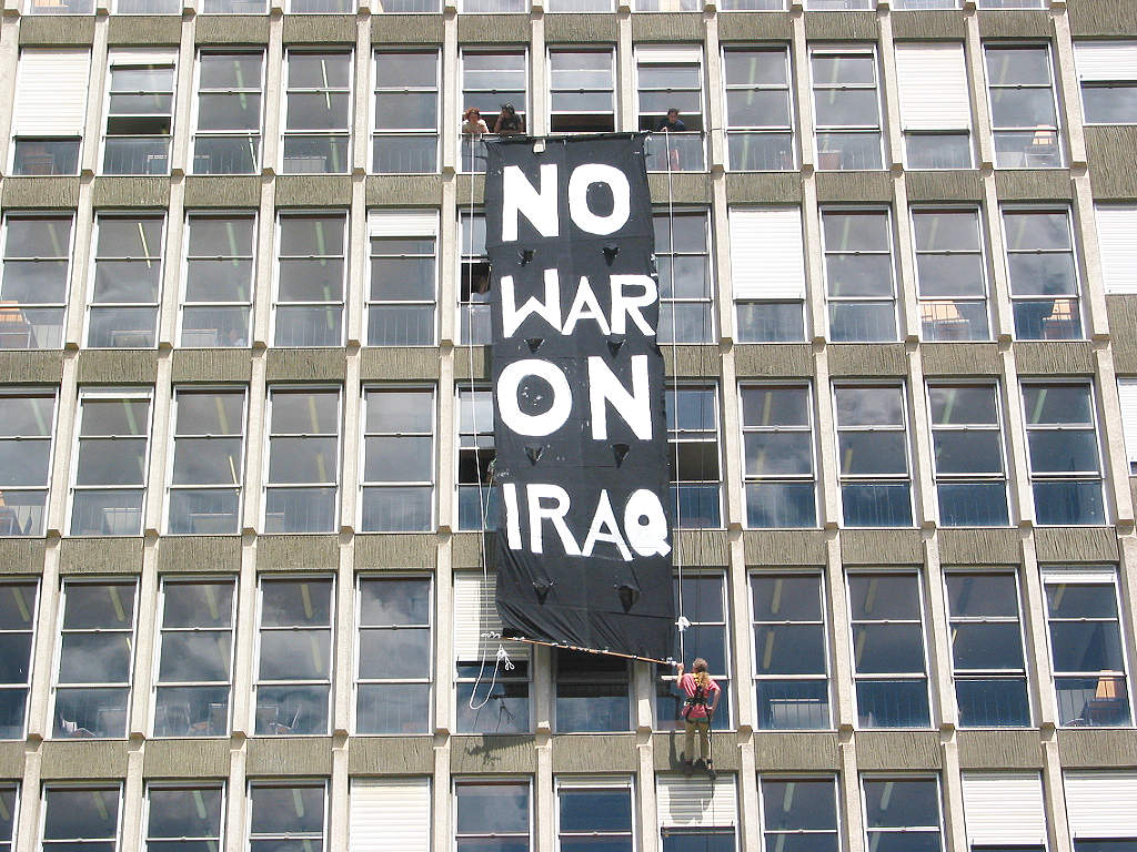 El grito de "No a la guerra" recorrió el mundo en 2003 para frenar la invasión de irak. (jehez)