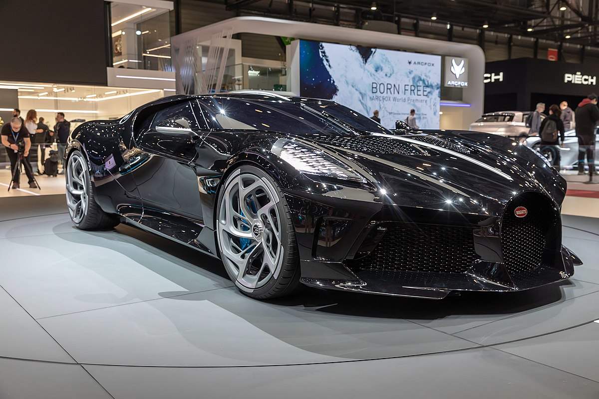 Buggati La Voiture Noire.