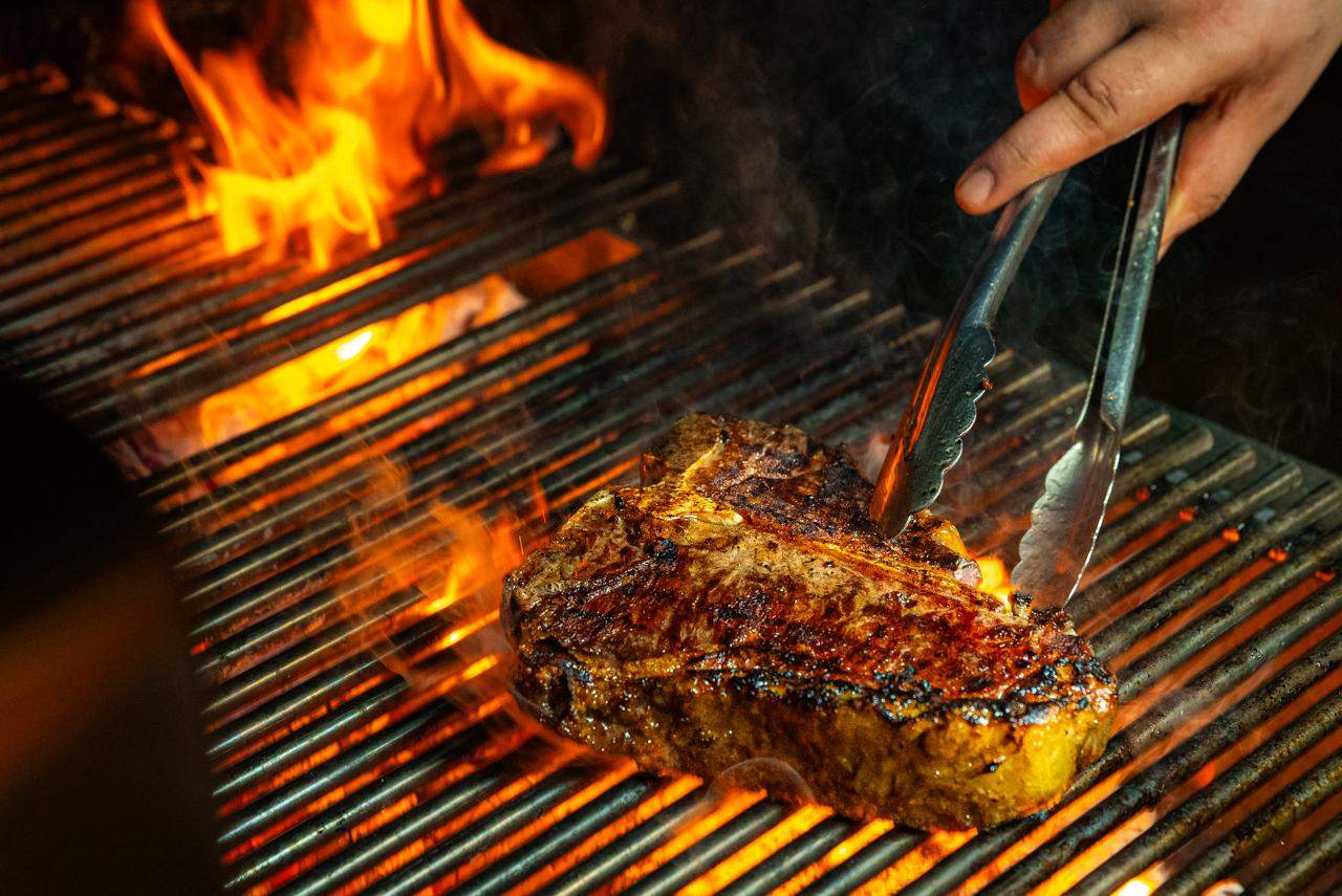 Auténtico asado uruguayo en Dubai. (Cedida)