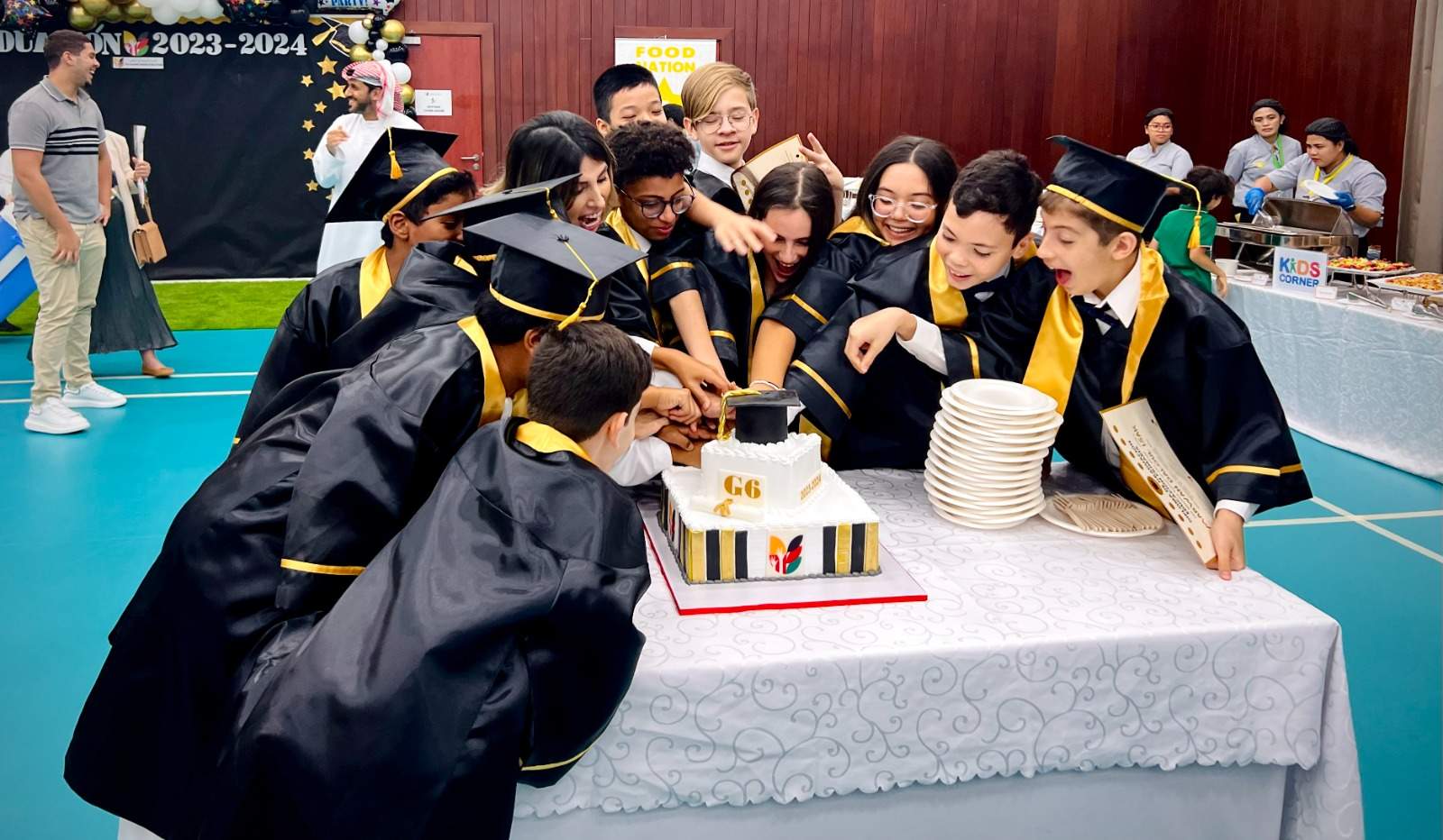 Los graduados disfrutaron de cada instante de la ceremonia. (EL CORREO)