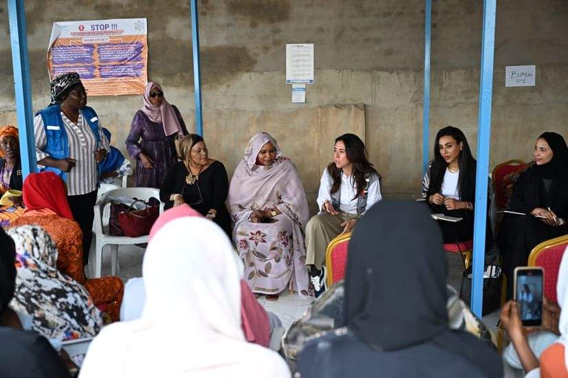 La delegación emiratí en Chad. (WAM)