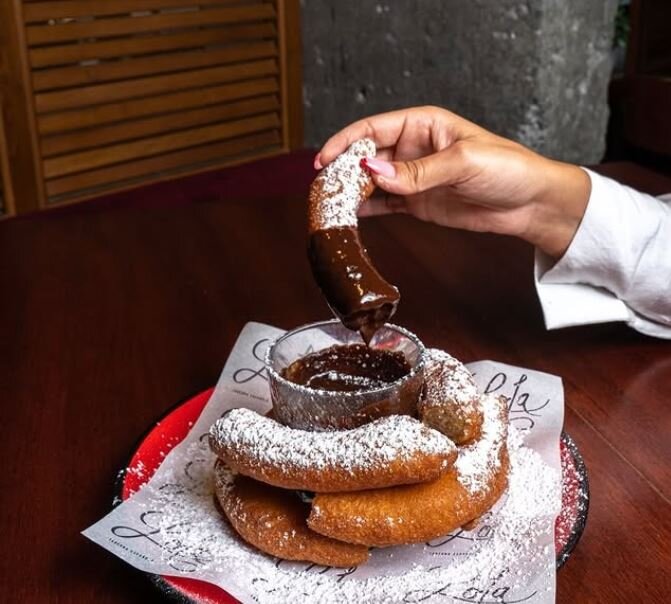 Exquisitos churros en Lola Taberna Dubai. (Instagram)