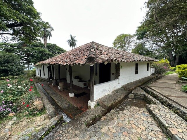 La casona presenta la arquitectura de aquellas mansiones rurales, típicas del latifundio esclavista. (Patricia Mogollón)