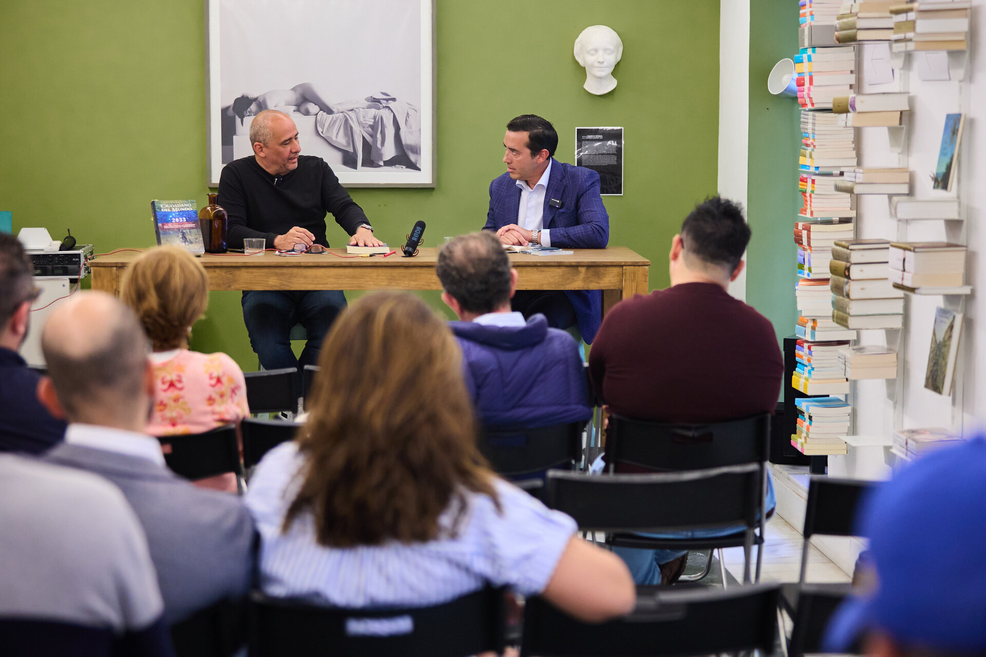 Presentación de 'Ciudadano del Mundo 203' en la librería La Buena Vida de Madrid. (Cedida)