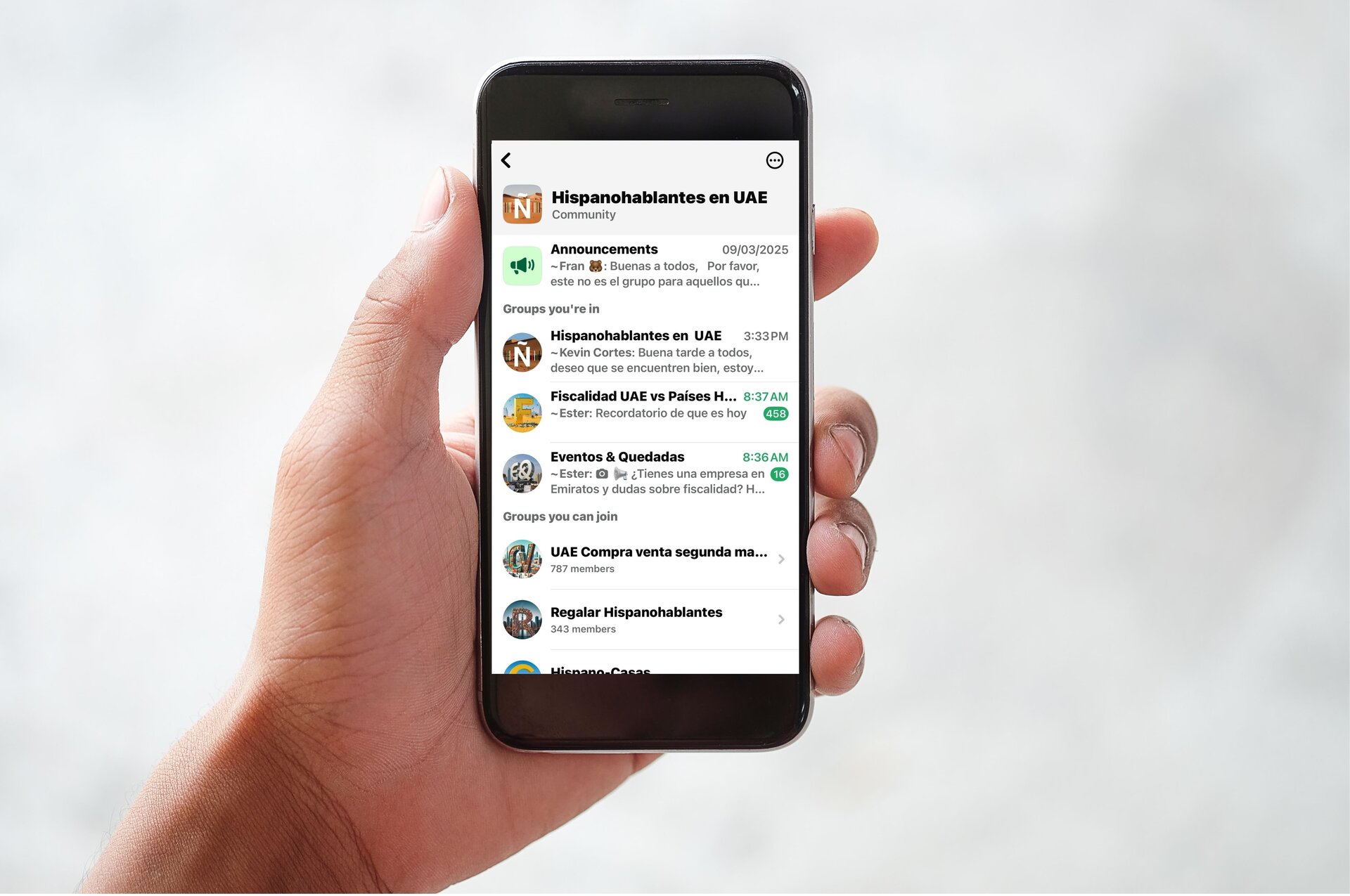 Subgrupos de la comunidad en WhatsApp. (EL CORREO)