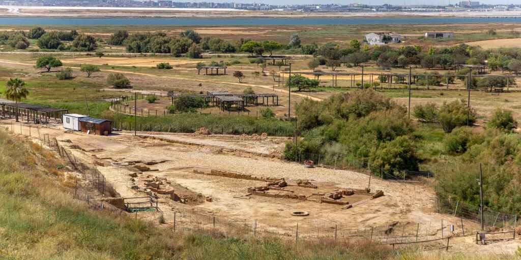 Área de Palos de la Frontera donde se llevan a cabo las excavaciones que están dejando al descubierto el Puerto Histórico desde donde partió Colón. (Fuente externa)