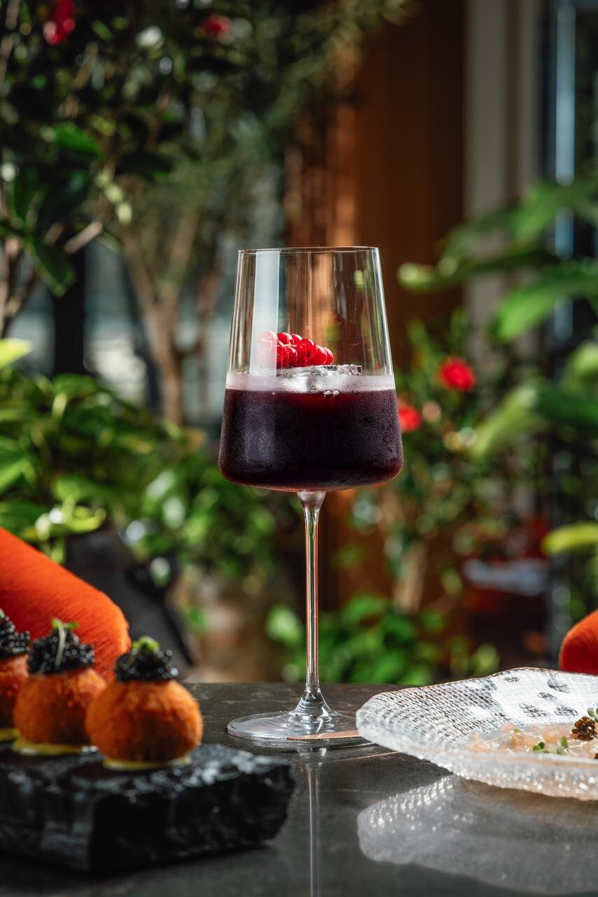Sangria Night toma el centro del escenario cada viernes en Besar a partir de las 19.00 horas. (Cedida)