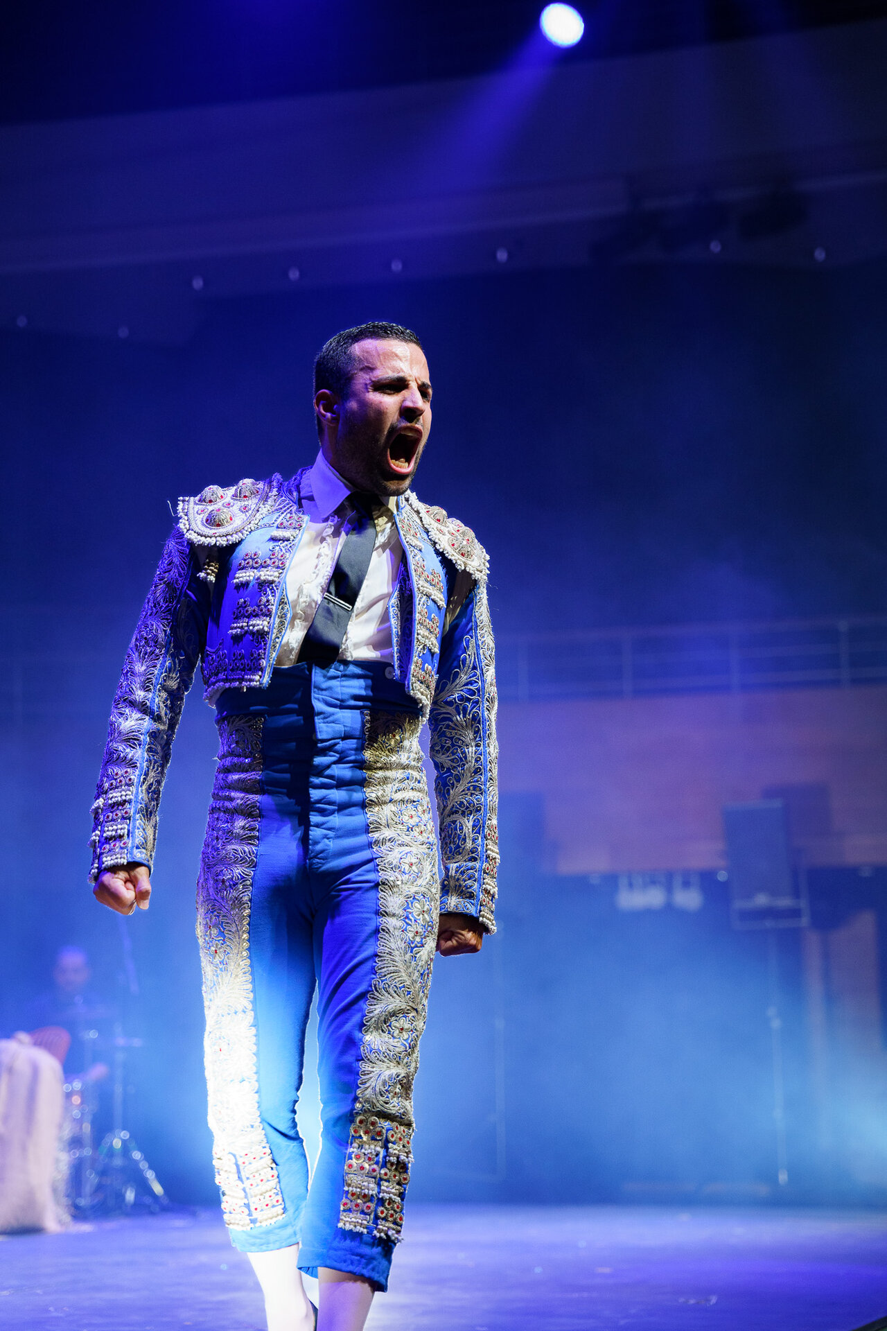 'Carmen' está dirigida por el carismático bailaor David Gutiérrez, conocido como "el Freddie Mercury del flamenco". (Cedida)