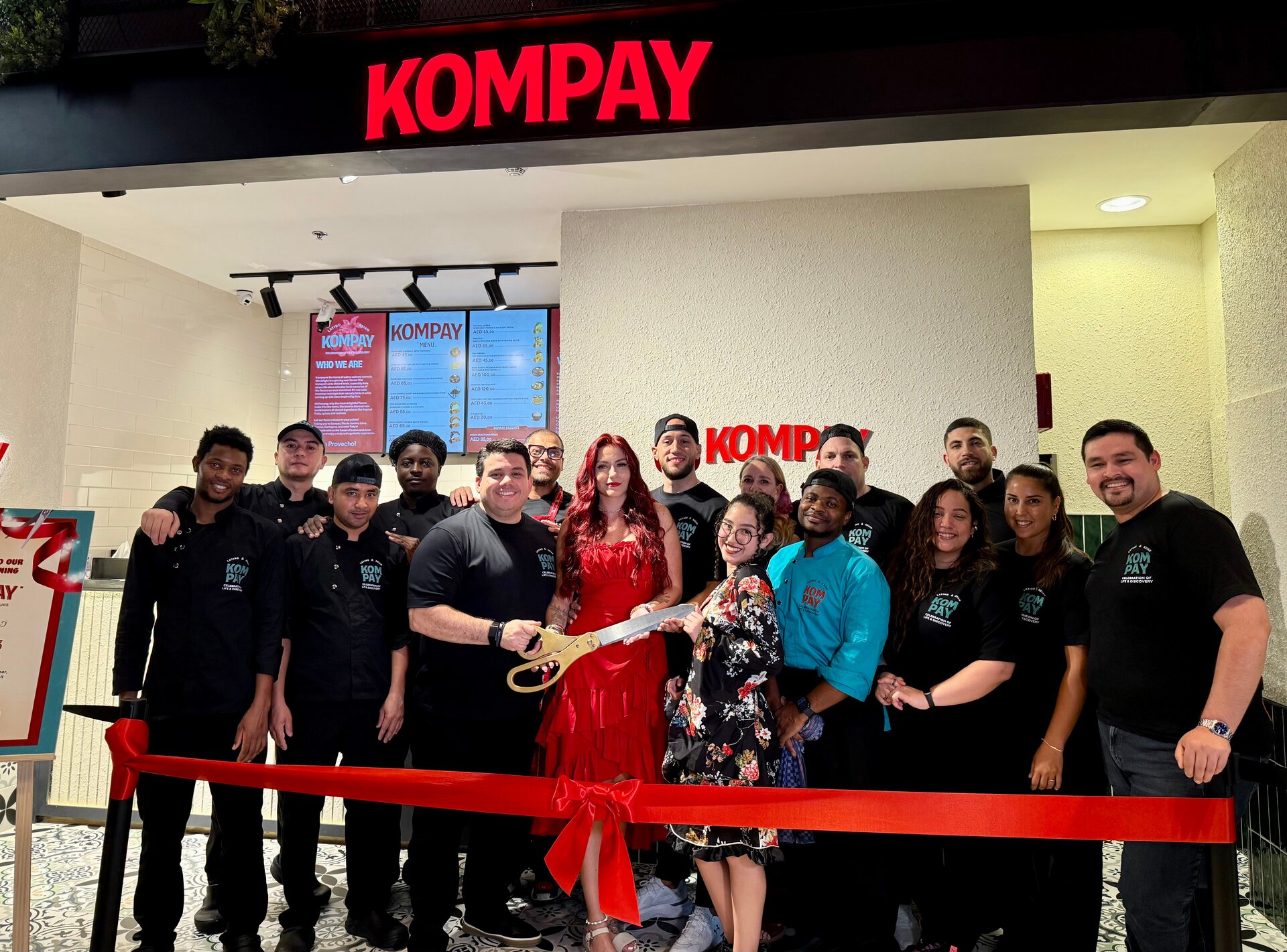 Equipo Humano de KOMPAY. (EL CORREO)