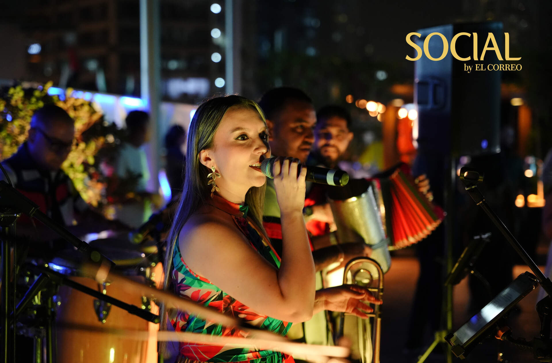 La TIPTOP Band en vivo en COCO LOUNGE Rooftop. (EL CORREO)