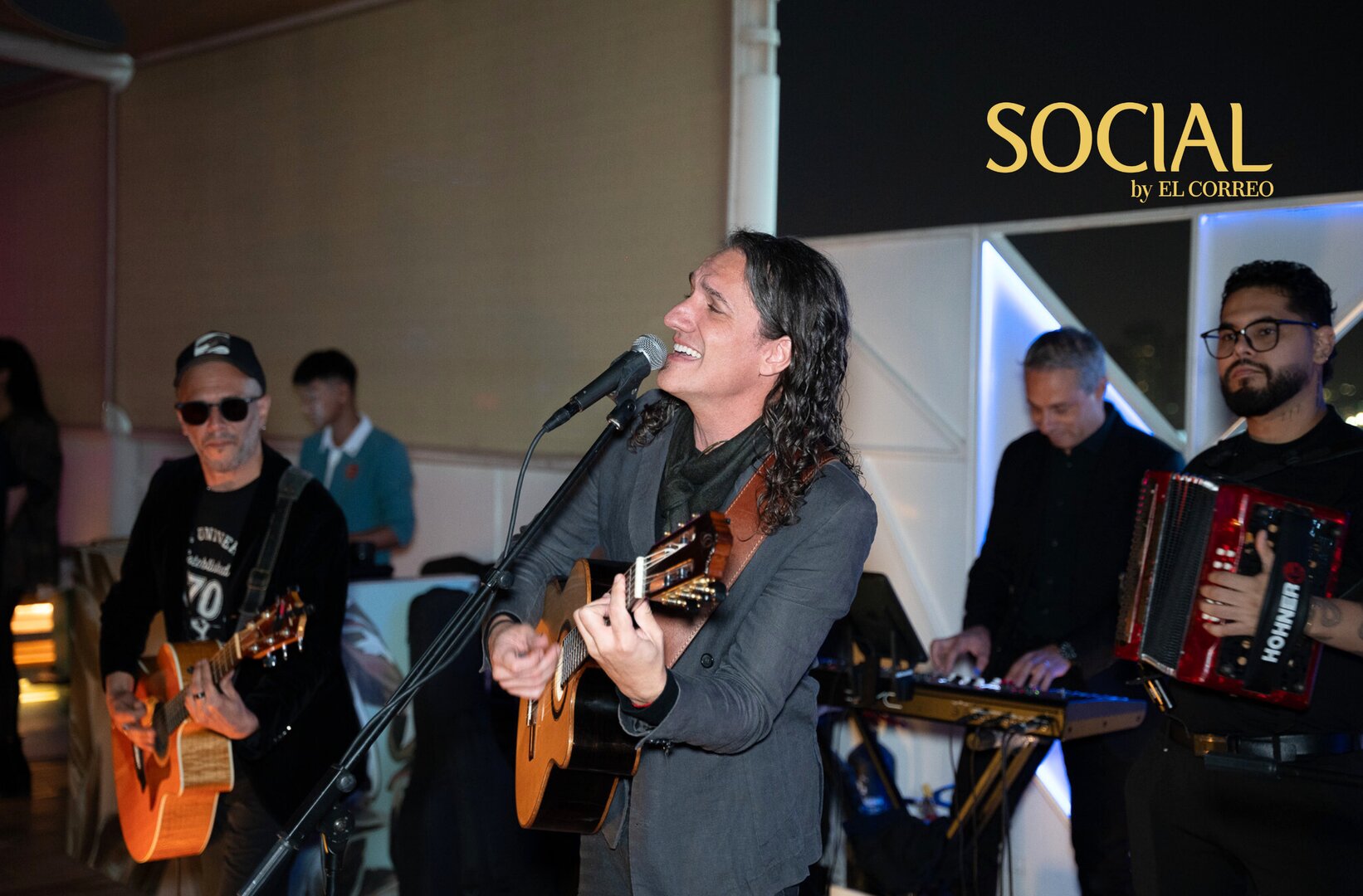 La Deira Chilli Band en el escenario (PROPIA)