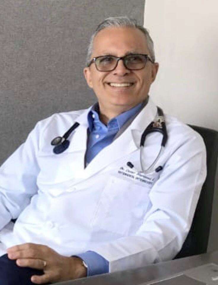 El doctor ecuatoriano César Mariscal. (Cedida)